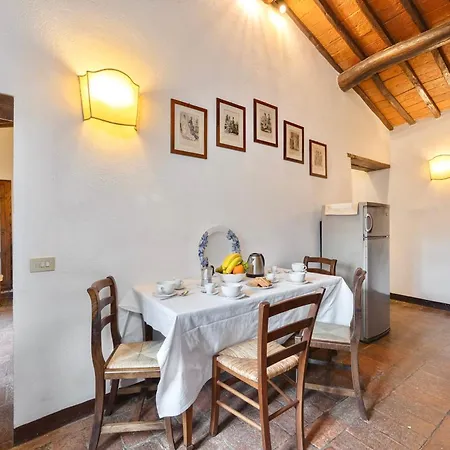 With Swimming - Pool In 3* Cortona