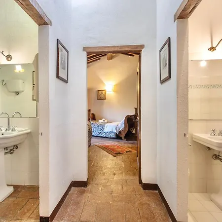 Aparthotel With Swimming - Pool In 3*