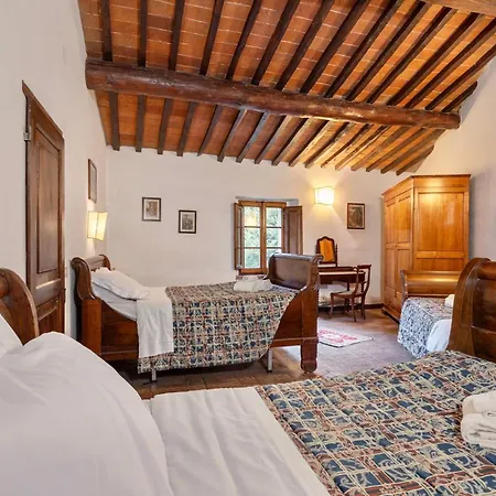 Aparthotel With Swimming - Pool In