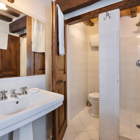 With Swimming - Pool In 3* Cortona