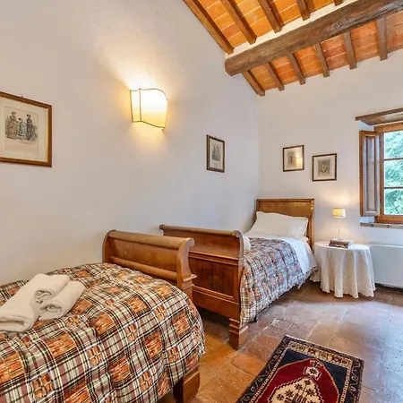 Aparthotel With Swimming - Pool In Cortona
