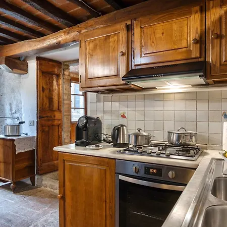Aparthotel With Swimming - Pool In Cortona